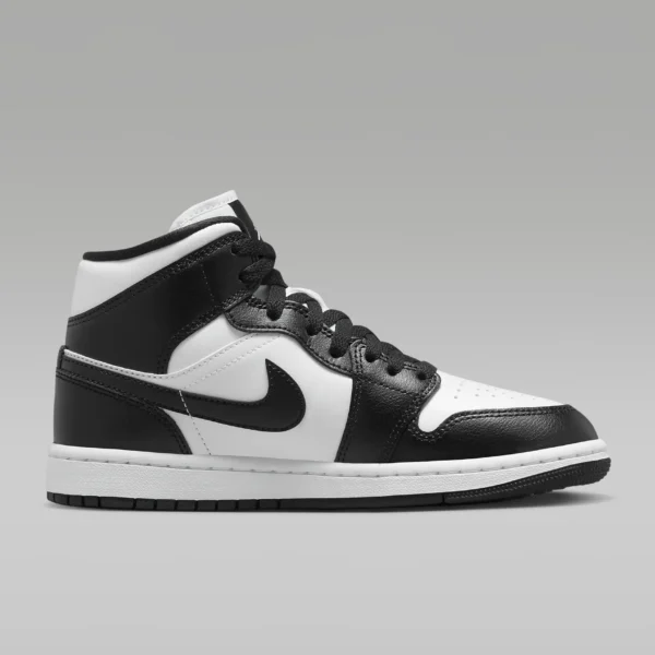 Nike Air Jordan 1 Retro