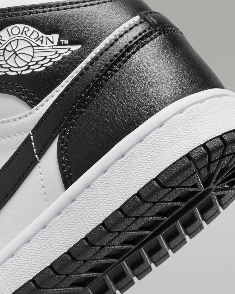 Nike Air Jordan 1 Retro