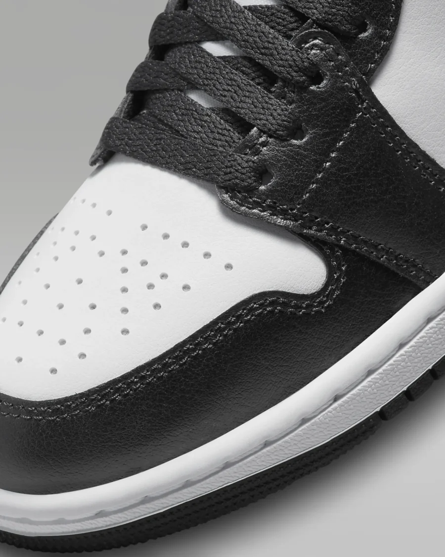 Nike Air Jordan 1 Retro